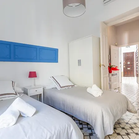 Apartament Descubrehome Santa Cruz Private Terrace With Giralda Views Sewilla